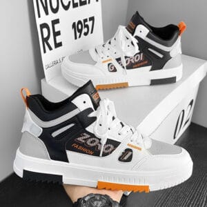 Baskets blanches tendance et polyvalentes